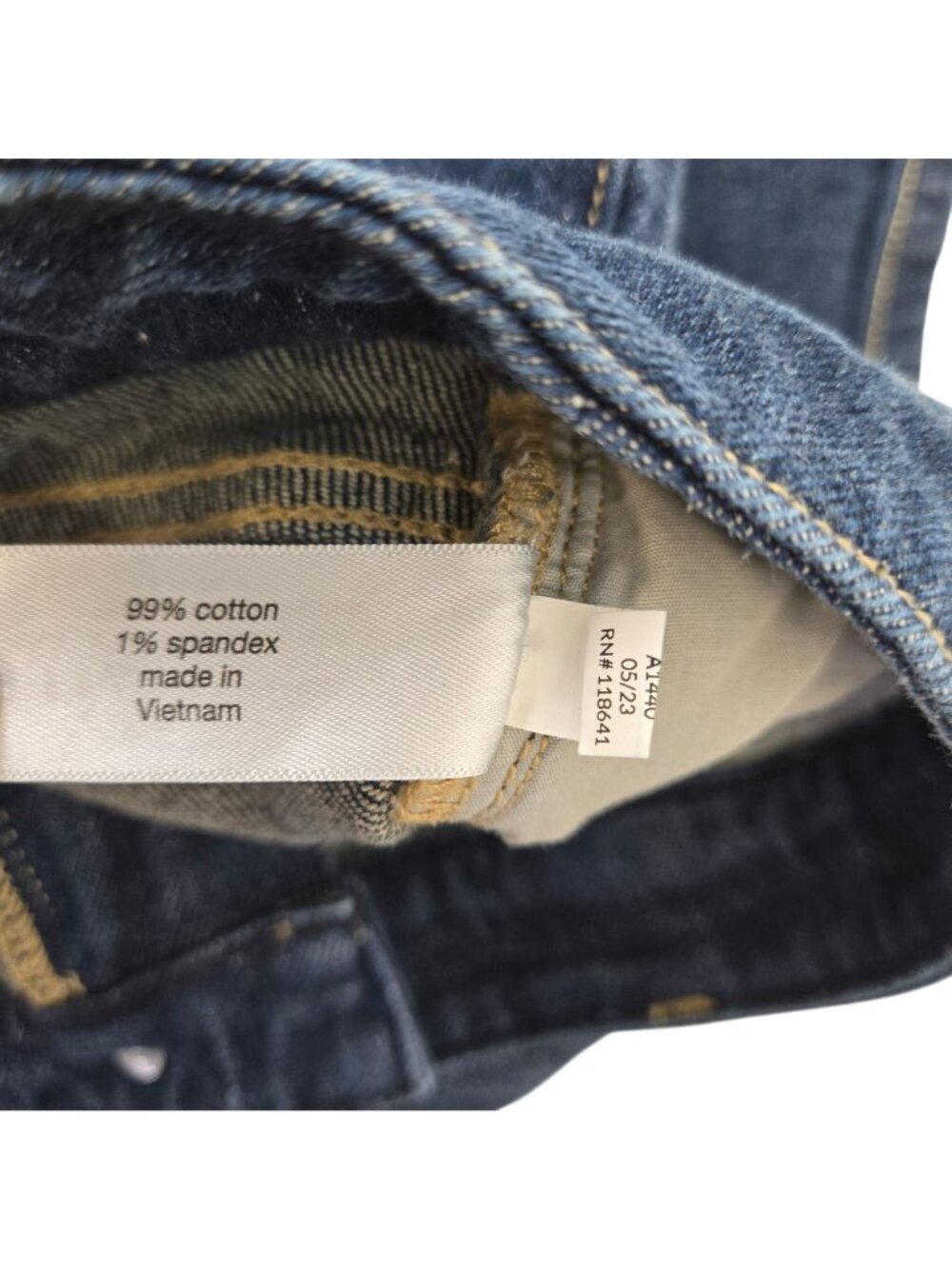 Lane Bryant Mid-Rise Boyfriend Flex Magic Waistband Jeans Size 16 - Picture 7 of 7